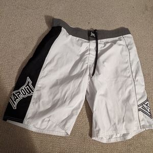 Tapout shorts